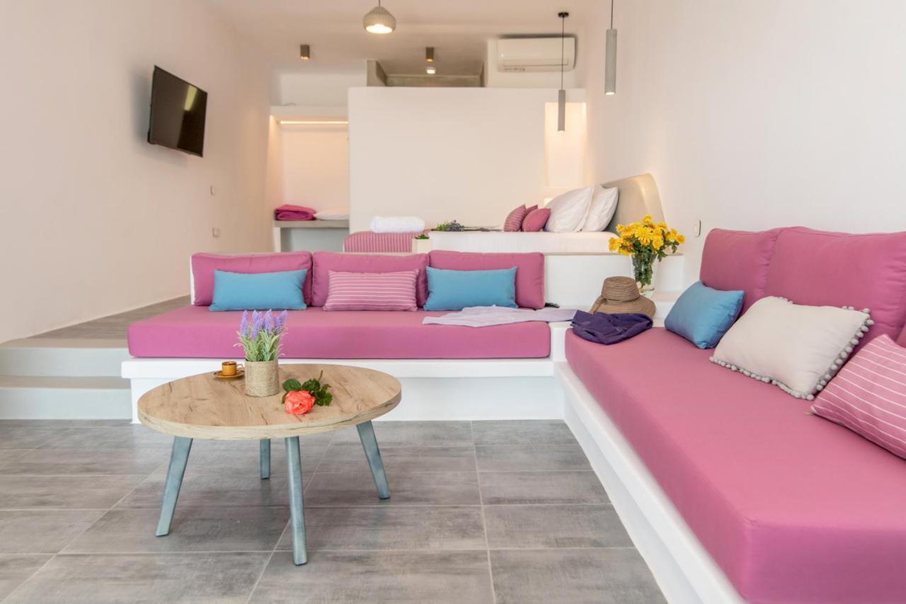 Parathyro Sto Aigaio 2 - Small Suites Tinos Екстер'єр фото