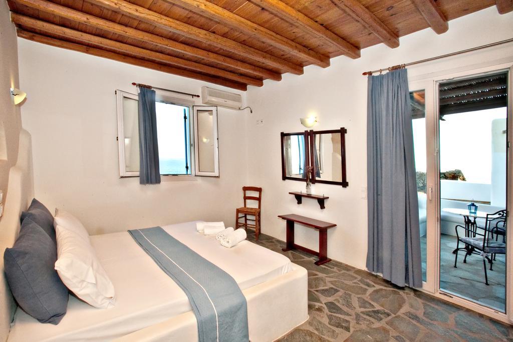 Parathyro Sto Aigaio 2 - Small Suites Tinos Номер фото